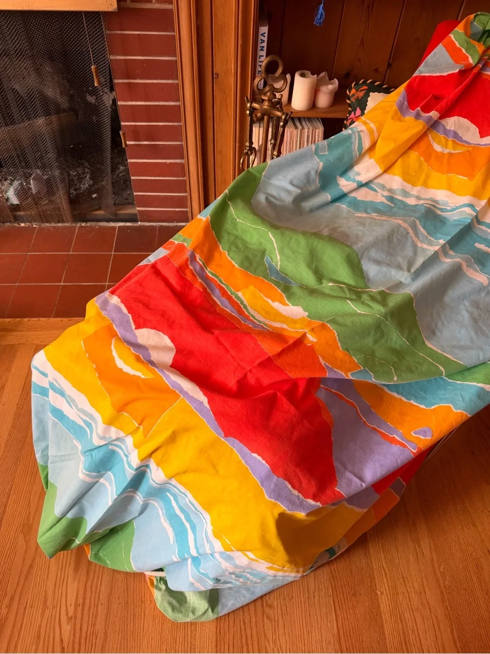 Vintage 70s fitted bed sheet colorful horizon